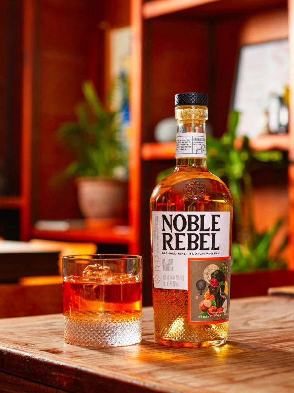 Noble Rebel Hazelnut Harmony Blended Malt, gift box