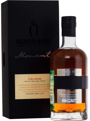 Виски Mackmyra Moment Fjallmark, gift box 0.7 л
