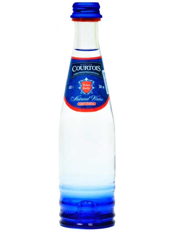 Куртуа Газированная, в стеклянной бутылке