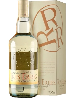 Водка Pisco Tres Erres Reservado, gift box 0.7 л