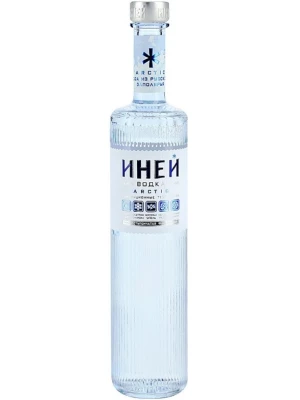 Водка Сверкающий Иней Арктика 0.5 л