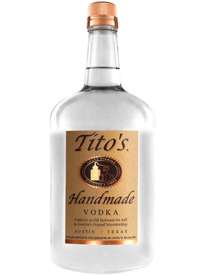 Водка Tito's Handmade Vodka 1.75 л