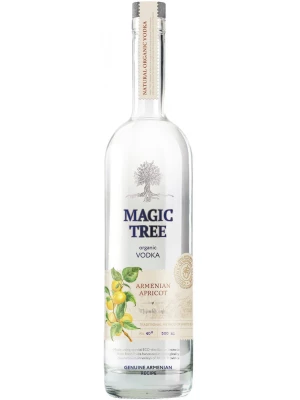 Водка Magic Tree Apricot 0.5 л