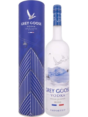 Водка Grey Goose, in tube Alpine 0.7 л